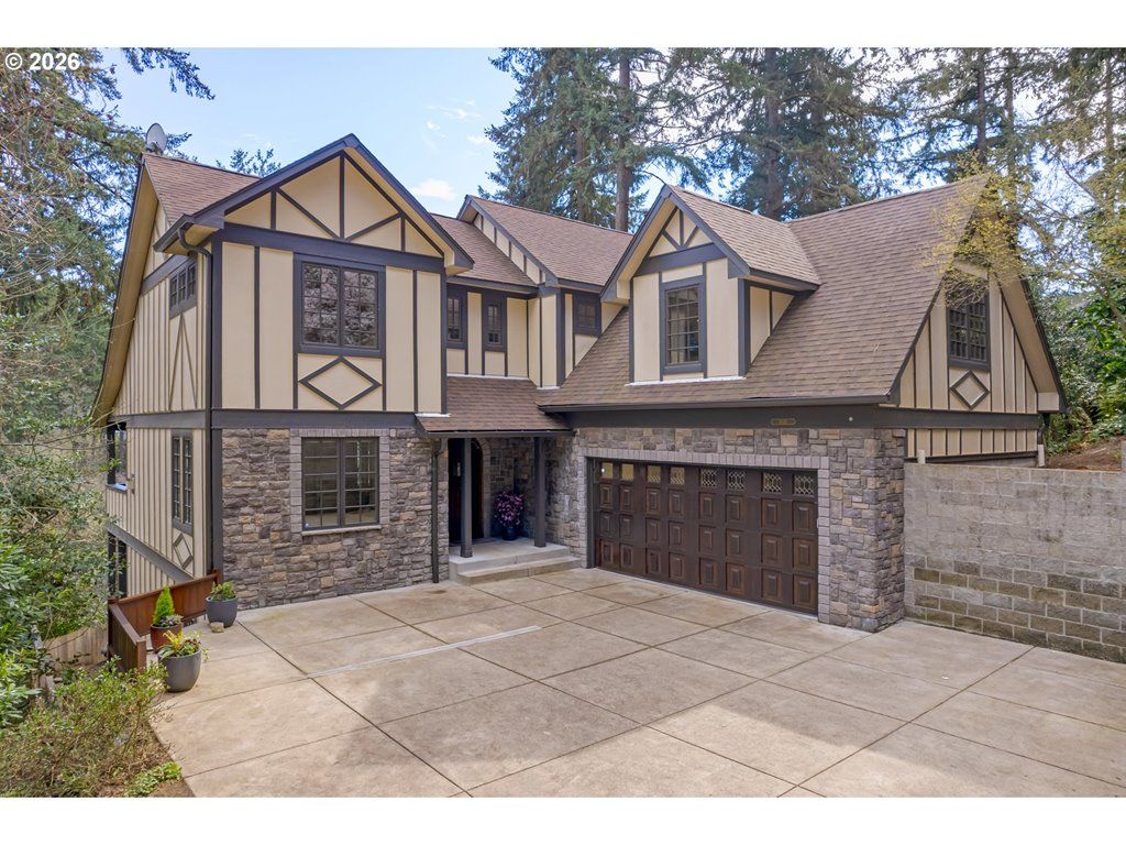 2630 ONYX St, Eugene, OR 97403