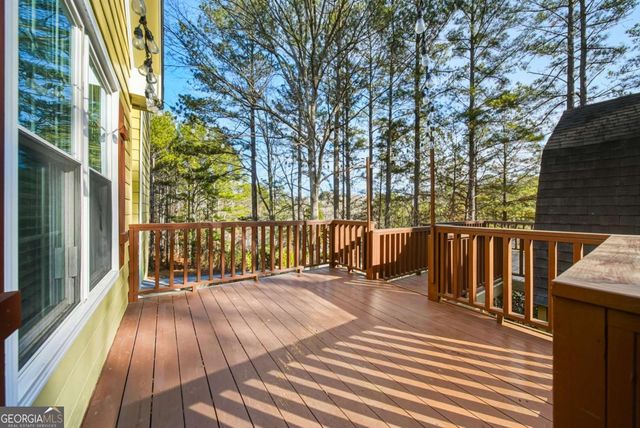 141 N Springs Drive, Acworth, GA 30101