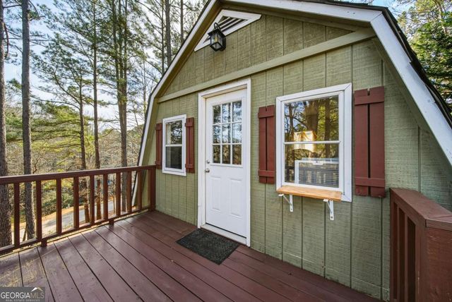 141 N Springs Drive, Acworth, GA 30101