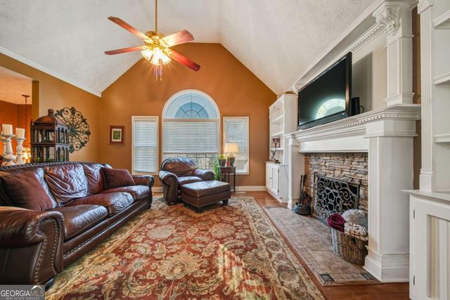 141 N Springs Drive, Acworth, GA 30101