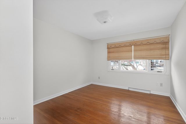 10 Campus View Drive, Colonie, NY 12211