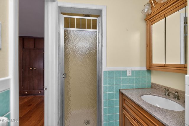 10 Campus View Drive, Colonie, NY 12211