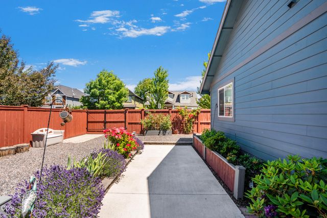 21238 Darby Court, Bend, OR 97702