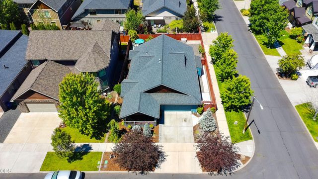21238 Darby Court, Bend, OR 97702