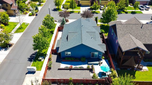 21238 Darby Court, Bend, OR 97702