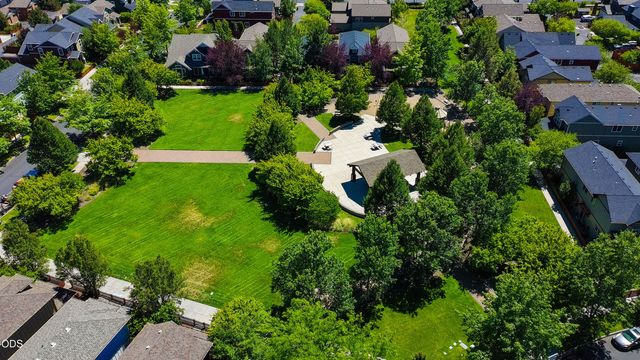 21238 Darby Court, Bend, OR 97702