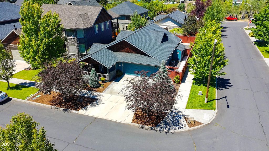 21238 Darby Court, Bend, OR 97702
