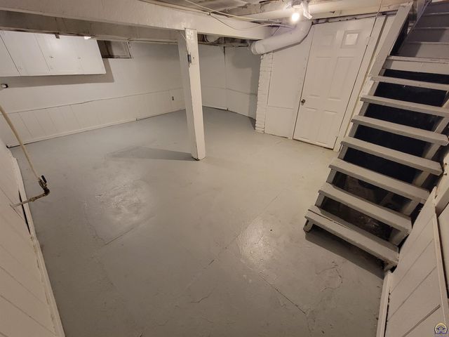 1335 SW Lincoln ST, Topeka, KS 66604