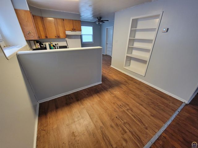 1335 SW Lincoln ST, Topeka, KS 66604