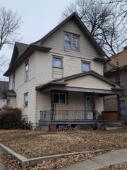 1335 SW Lincoln ST, Topeka, KS 66604