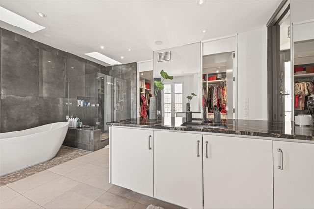 6005 Inwood Drive A, Houston, TX 77057