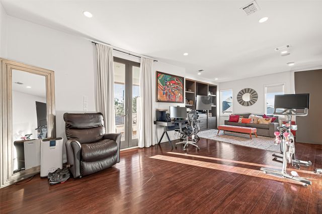 6005 Inwood Drive A, Houston, TX 77057