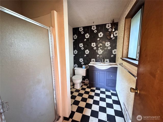 2139 Seabreeze Place, Port Angeles, WA 98363