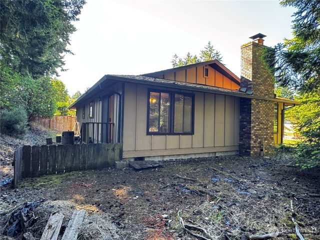 2139 Seabreeze Place, Port Angeles, WA 98363