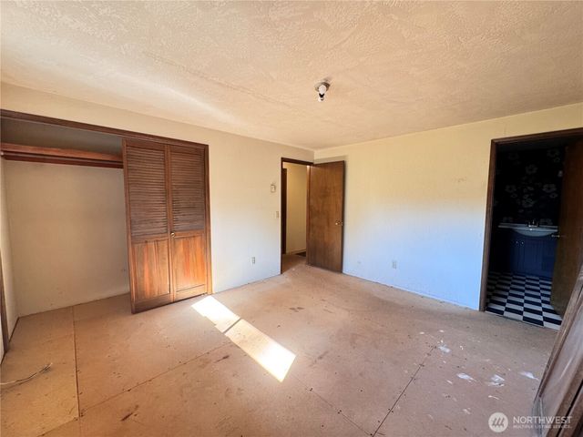 2139 Seabreeze Place, Port Angeles, WA 98363