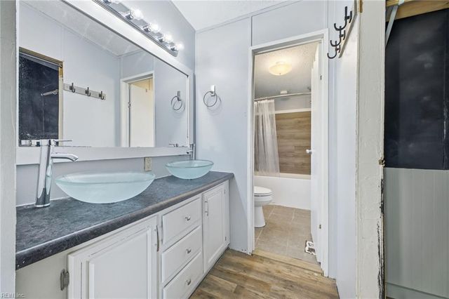 17009 Mt Olive Ave, Windsor, VA 23487