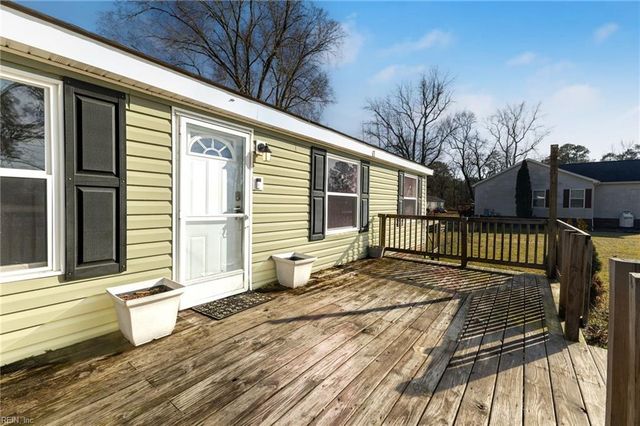 17009 Mt Olive Ave, Windsor, VA 23487