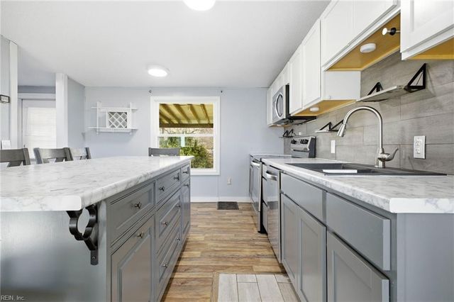 17009 Mt Olive Ave, Windsor, VA 23487