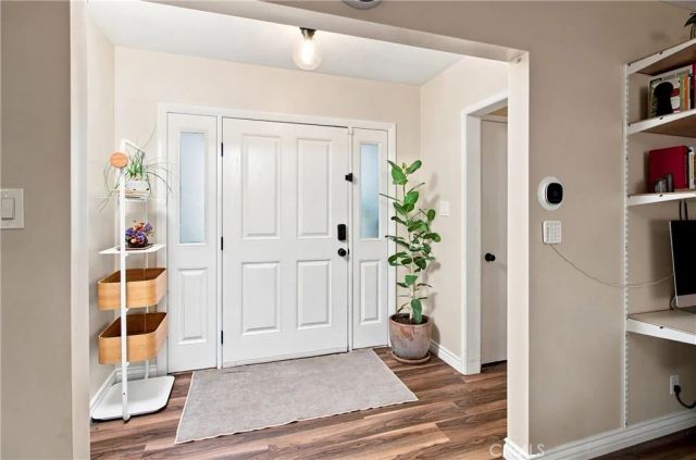 10108 Columbus, Mission Hills (san Fernando), CA 91345