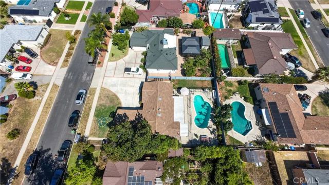 10108 Columbus, Mission Hills (san Fernando), CA 91345