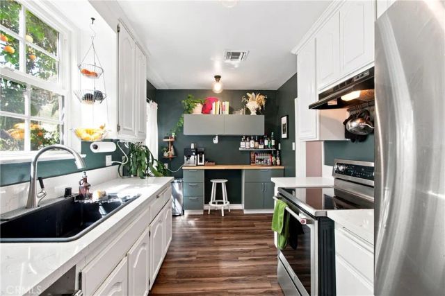 10108 Columbus, Mission Hills (san Fernando), CA 91345
