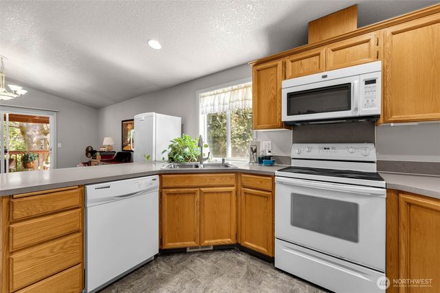 214 SE 11th Circle, Battle Ground, WA 98604