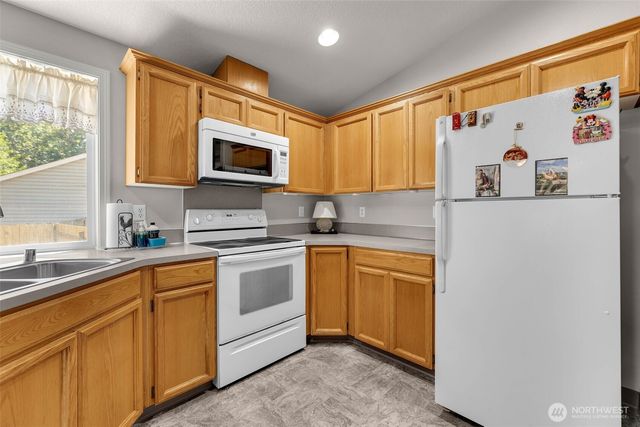 214 SE 11th Circle, Battle Ground, WA 98604