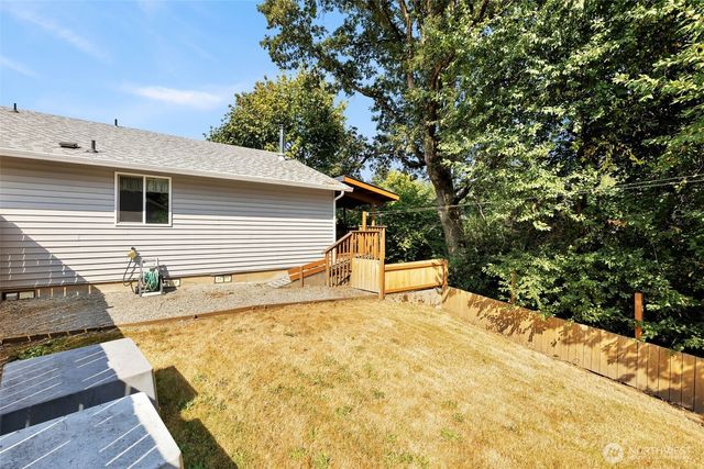 214 SE 11th Circle, Battle Ground, WA 98604