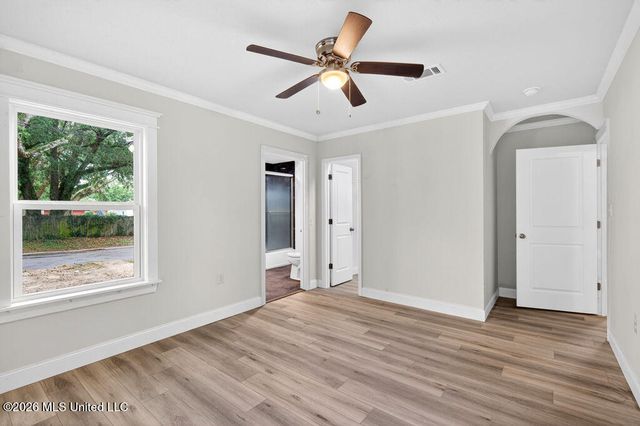 1662 Hollywood Boulevard, Biloxi, MS 39531