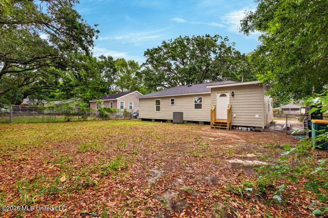 1662 Hollywood Boulevard, Biloxi, MS 39531