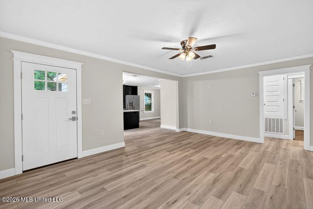 1662 Hollywood Boulevard, Biloxi, MS 39531