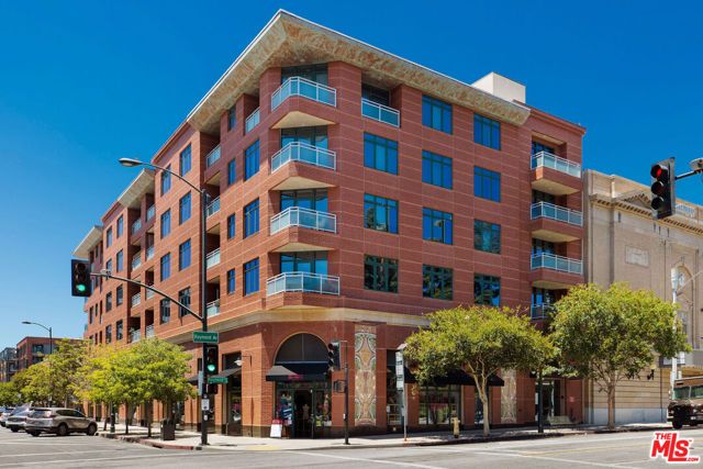 125 N Raymond Avenue 412, Pasadena, CA 91103