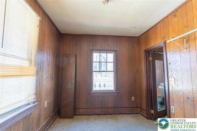928 West Berwick Street, Easton, PA 18042