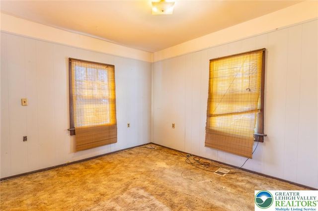 928 West Berwick Street, Easton, PA 18042