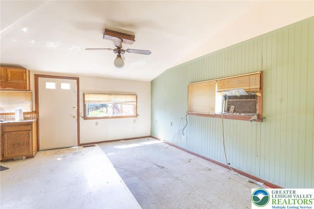 928 West Berwick Street, Easton, PA 18042