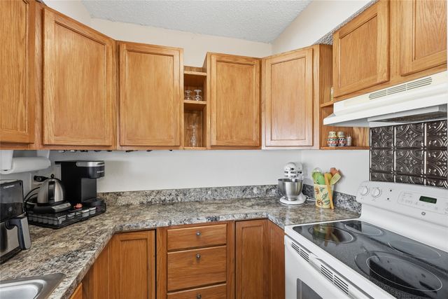 1401 Monaco Drive, Lewisville, TX 75067