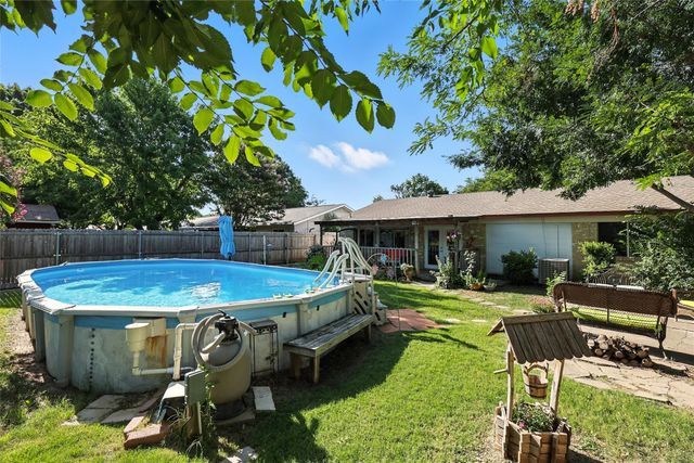 1401 Monaco Drive, Lewisville, TX 75067