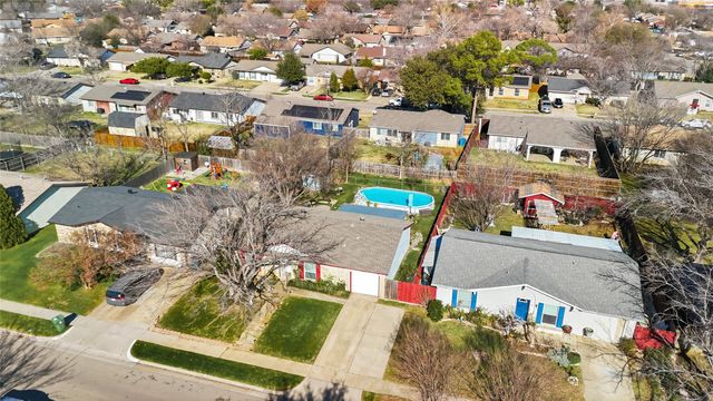 1401 Monaco Drive, Lewisville, TX 75067