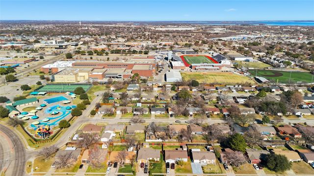 1401 Monaco Drive, Lewisville, TX 75067