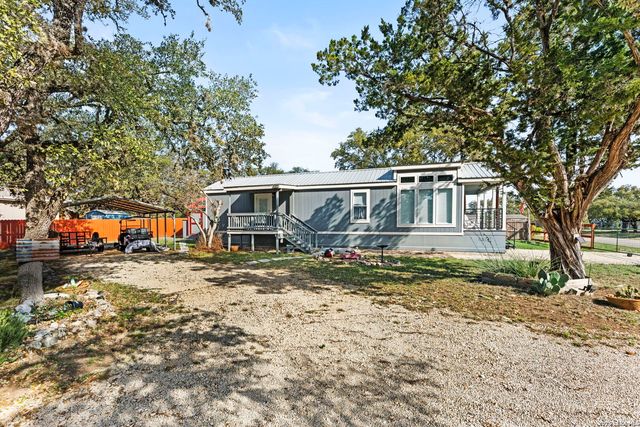 164 Pr 1523, Bandera, TX 78003