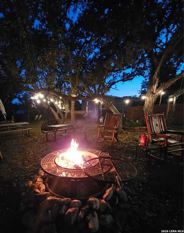 164 Pr 1523, Bandera, TX 78003