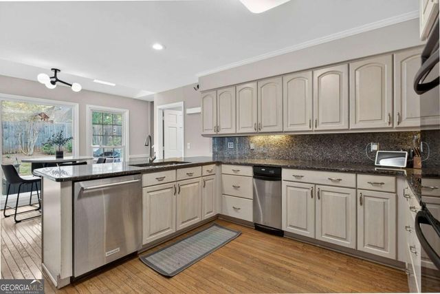 730 Edgewater Place NW, Kennesaw, GA 30144