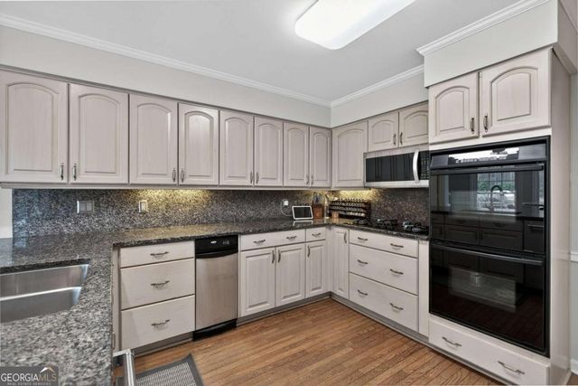 730 Edgewater Place NW, Kennesaw, GA 30144