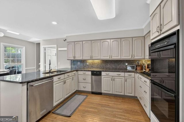 730 Edgewater Place NW, Kennesaw, GA 30144