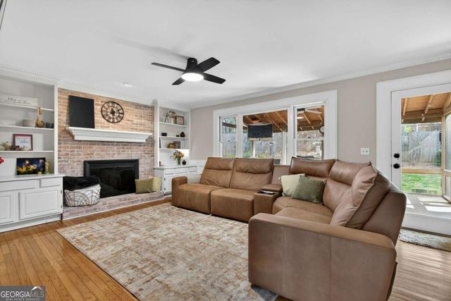 730 Edgewater Place NW, Kennesaw, GA 30144