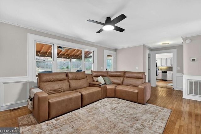 730 Edgewater Place NW, Kennesaw, GA 30144