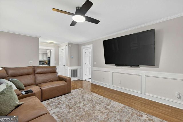 730 Edgewater Place NW, Kennesaw, GA 30144