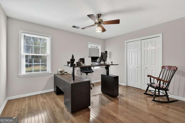 730 Edgewater Place NW, Kennesaw, GA 30144