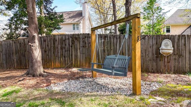 730 Edgewater Place NW, Kennesaw, GA 30144