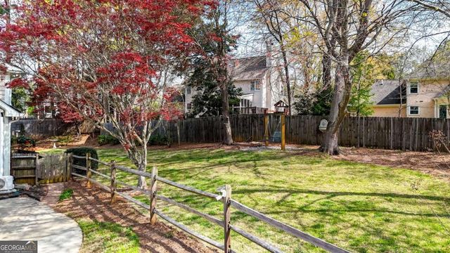 730 Edgewater Place NW, Kennesaw, GA 30144